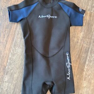 NeoSport Kids Swim Rashguard - Black and Blue